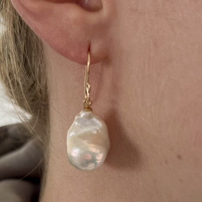 barok-parels-oorbellen-wit