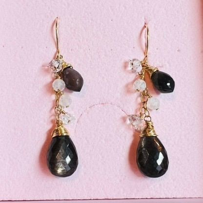 lange-oorbellen-edelsteen-maansteen